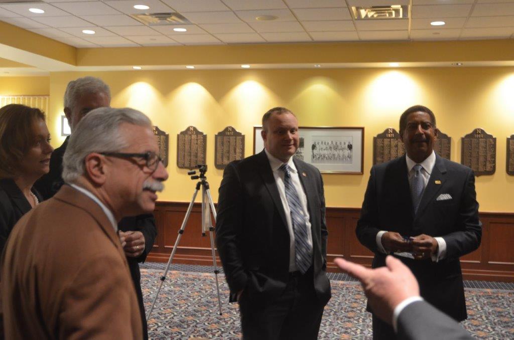 2016 LGIT MTG 15102258_1